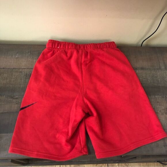 Nike Sweatpants Shorts Size XL - Picture 2 of 4
